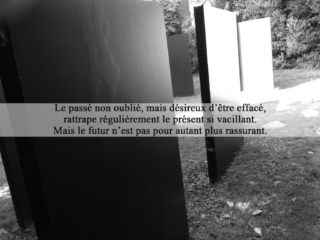 Corps.0 Tempus - Une création d'art Corps.0 Tempus, la naissance de la mort : Représentation du chemin de vie.